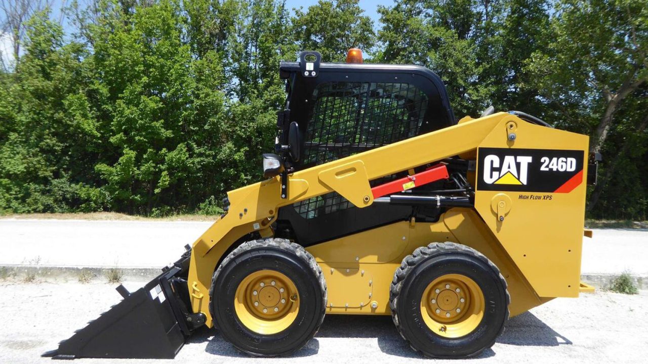 MINICARGADOR-CATERPILLAR-246D3-CAB
