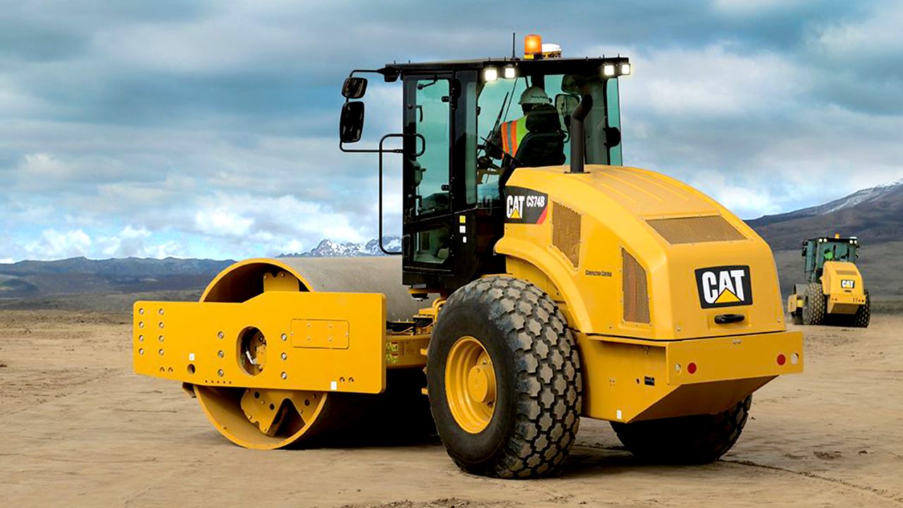 RODILLO-COMPACTADOR-CATERPILLAR-CS423E